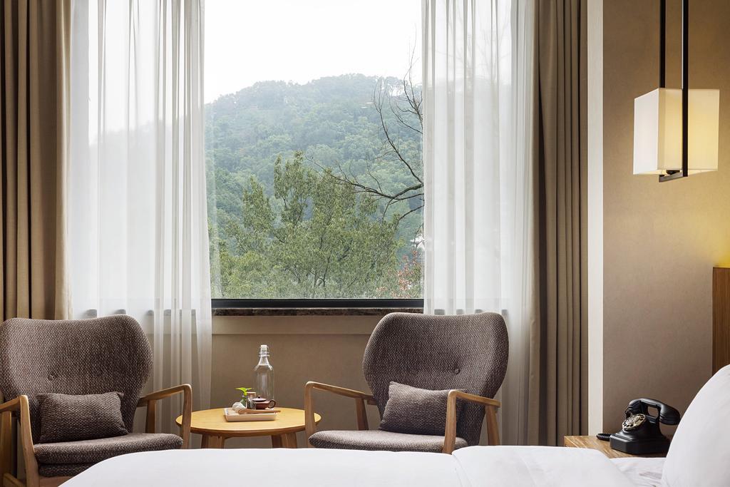 Hangzhou Puyu Travelling With Hotel Exterior photo