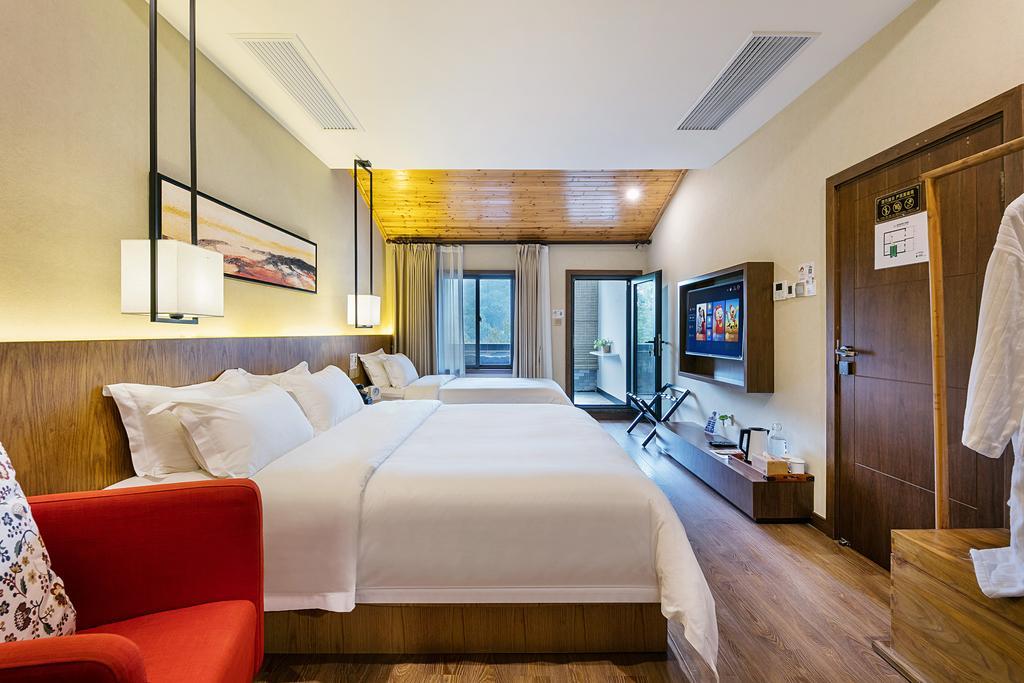 Hangzhou Puyu Travelling With Hotel Exterior photo