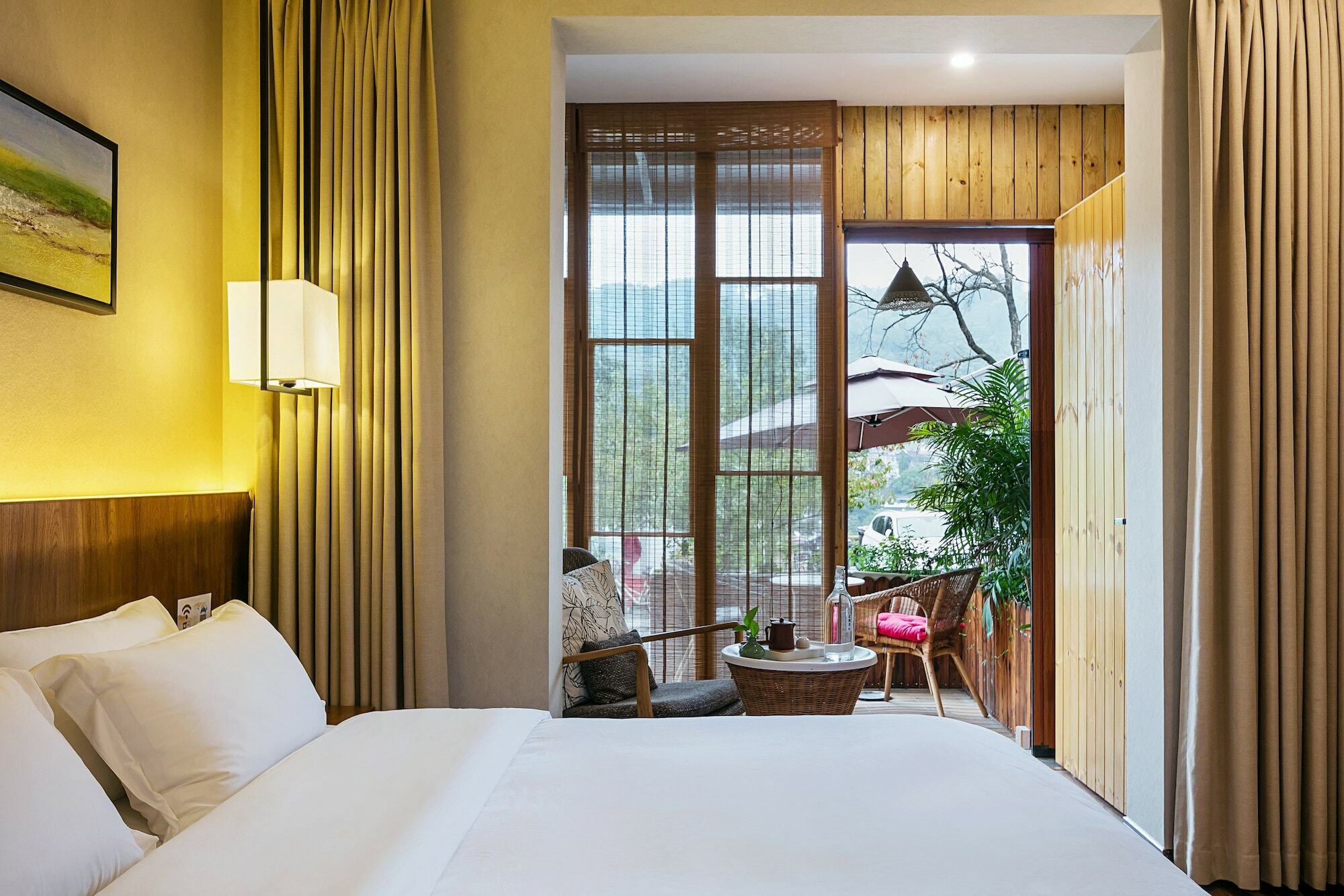 Hangzhou Puyu Travelling With Hotel Exterior photo